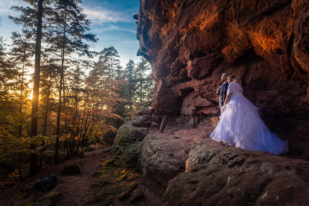 Mariée en forêt lors d'un mariage dans le Bas-Rhin.